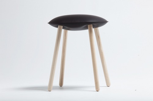 bloated_stool_04_960